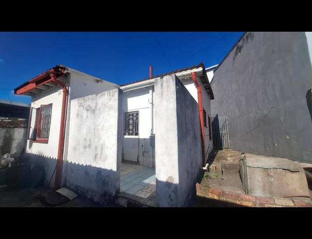 2 BEDROOM PROPERTY TO RENT IN BAYVIEW